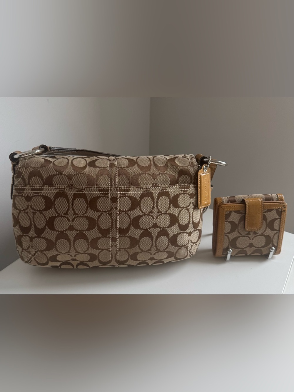 SOLD ELSEWHERE-Authentic -Vintage Y2K Coach Soho Signature Bag + Wallet - Picture 2 of 15